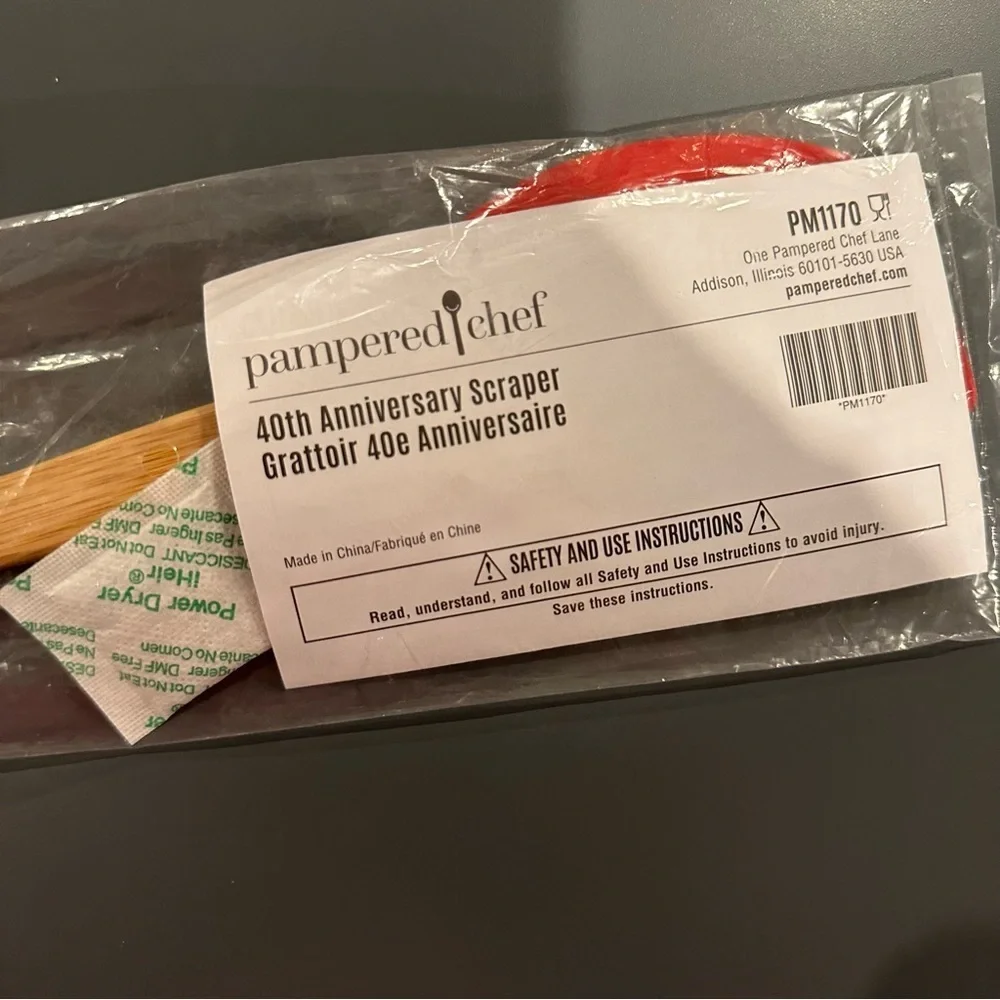 Pampered Chef 40th Anniversary Scraper
